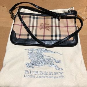 🎉🎉🎉SOLD! 👏🏻👏🏻👏🏻Authentic Burberry bag